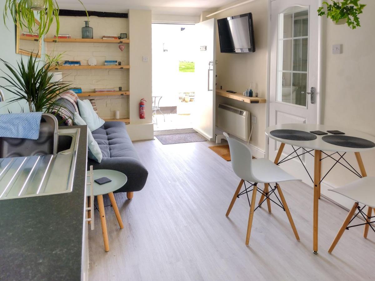 The Annexe Apartamento Hawkedon Exterior foto